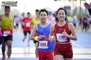 BINH DUONG NEW CITY HALF MARATHON 2024 - Ảnh #1758615