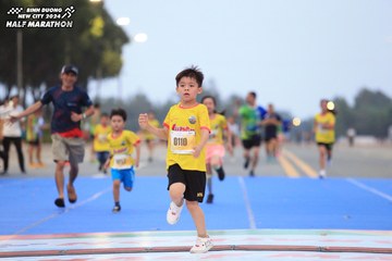 BINH DUONG NEW CITY HALF MARATHON 2024 - Ảnh #1727565