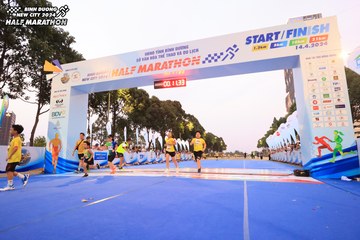 BINH DUONG NEW CITY HALF MARATHON 2024 - Ảnh #1729627