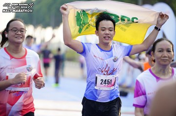 BINH DUONG NEW CITY HALF MARATHON 2024 - Ảnh #1762158
