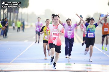BINH DUONG NEW CITY HALF MARATHON 2024 - Ảnh #1758570
