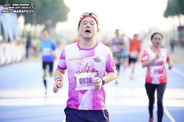 BINH DUONG NEW CITY HALF MARATHON 2024 - Ảnh #1759348