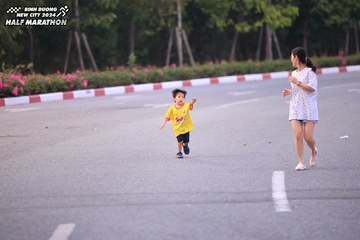 BINH DUONG NEW CITY HALF MARATHON 2024 - Ảnh #1727254
