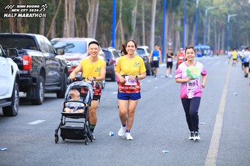 BINH DUONG NEW CITY HALF MARATHON 2024 - Ảnh #1755363