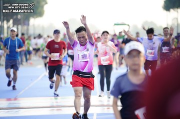 BINH DUONG NEW CITY HALF MARATHON 2024 - Ảnh #1764610