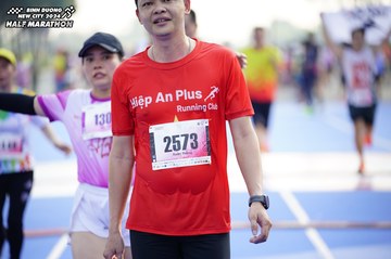 BINH DUONG NEW CITY HALF MARATHON 2024 - Ảnh #1758619
