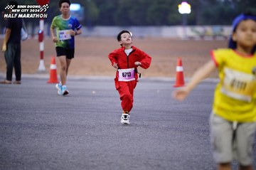 BINH DUONG NEW CITY HALF MARATHON 2024 - Ảnh #1725807