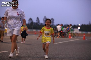 BINH DUONG NEW CITY HALF MARATHON 2024 - Ảnh #1728416