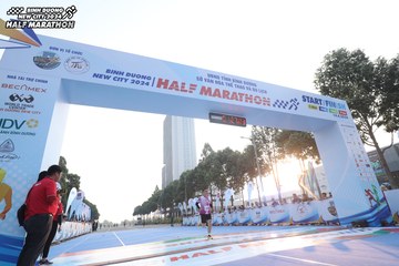 BINH DUONG NEW CITY HALF MARATHON 2024 - Ảnh #1819426