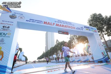 BINH DUONG NEW CITY HALF MARATHON 2024 - Ảnh #1819520