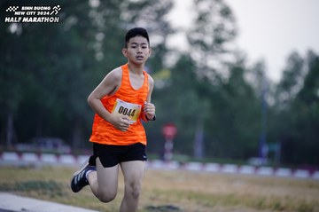 BINH DUONG NEW CITY HALF MARATHON 2024 - Ảnh #1724534
