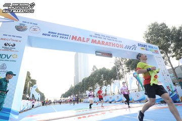 BINH DUONG NEW CITY HALF MARATHON 2024 - Ảnh #1822214