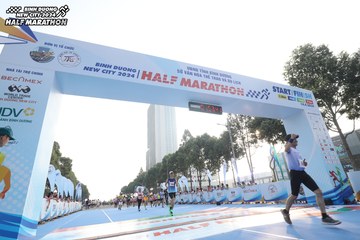 BINH DUONG NEW CITY HALF MARATHON 2024 - Ảnh #1821379