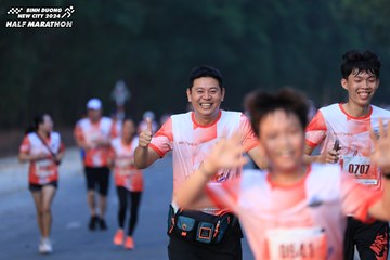 BINH DUONG NEW CITY HALF MARATHON 2024 - Ảnh #1750726