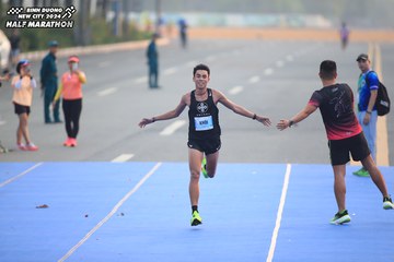 BINH DUONG NEW CITY HALF MARATHON 2024 - Ảnh #1738919