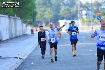BINH DUONG NEW CITY HALF MARATHON 2024 - Ảnh #1768837