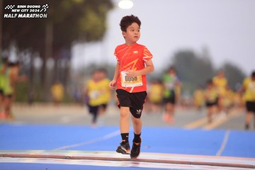 BINH DUONG NEW CITY HALF MARATHON 2024 - Ảnh #1724353