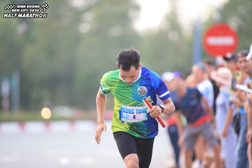BINH DUONG NEW CITY HALF MARATHON 2024 - Ảnh #1736514