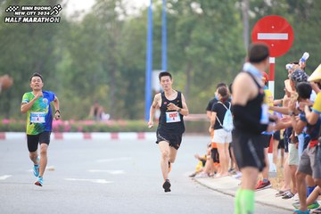BINH DUONG NEW CITY HALF MARATHON 2024 - Ảnh #1736637