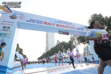 BINH DUONG NEW CITY HALF MARATHON 2024 - Ảnh #1821714