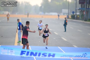 BINH DUONG NEW CITY HALF MARATHON 2024 - Ảnh #1738652