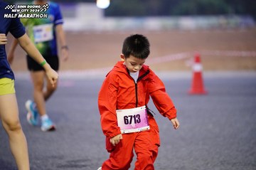 BINH DUONG NEW CITY HALF MARATHON 2024 - Ảnh #1725823