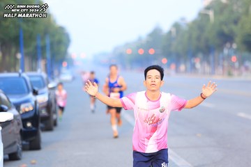 BINH DUONG NEW CITY HALF MARATHON 2024 - Ảnh #1739656