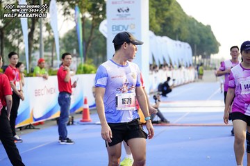 BINH DUONG NEW CITY HALF MARATHON 2024 - Ảnh #1760268