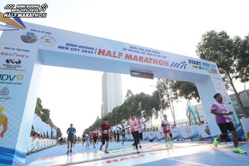 BINH DUONG NEW CITY HALF MARATHON 2024 - Ảnh #1821420
