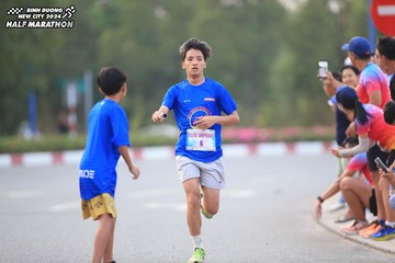 BINH DUONG NEW CITY HALF MARATHON 2024 - Ảnh #1736823