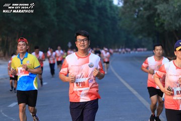 BINH DUONG NEW CITY HALF MARATHON 2024 - Ảnh #1750928