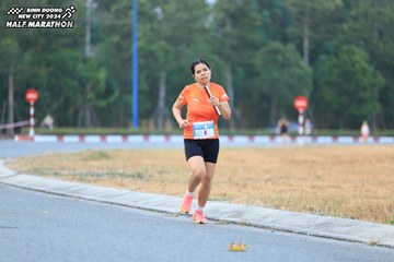 BINH DUONG NEW CITY HALF MARATHON 2024 - Ảnh #1735556