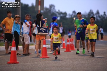 BINH DUONG NEW CITY HALF MARATHON 2024 - Ảnh #1728081