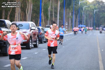 BINH DUONG NEW CITY HALF MARATHON 2024 - Ảnh #1756374