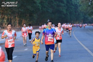 BINH DUONG NEW CITY HALF MARATHON 2024 - Ảnh #1772075