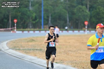 BINH DUONG NEW CITY HALF MARATHON 2024 - Ảnh #1734965