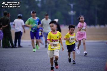 BINH DUONG NEW CITY HALF MARATHON 2024 - Ảnh #1725212