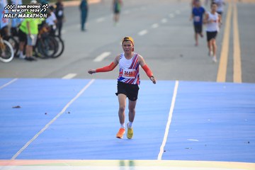 BINH DUONG NEW CITY HALF MARATHON 2024 - Ảnh #1740799