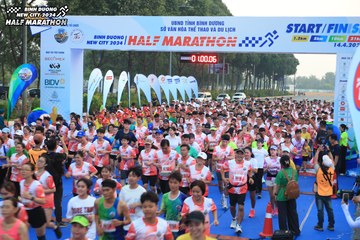 BINH DUONG NEW CITY HALF MARATHON 2024 - Ảnh #1738434