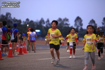 BINH DUONG NEW CITY HALF MARATHON 2024 - Ảnh #1728289