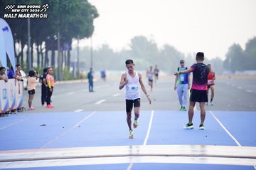 BINH DUONG NEW CITY HALF MARATHON 2024 - Ảnh #1772686