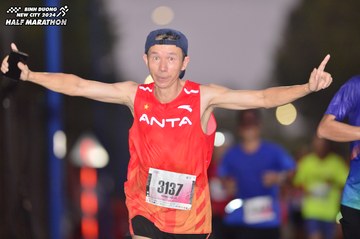 BINH DUONG NEW CITY HALF MARATHON 2024 - Ảnh #1756517