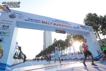 BINH DUONG NEW CITY HALF MARATHON 2024 - Ảnh #1820015