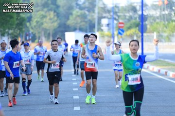 BINH DUONG NEW CITY HALF MARATHON 2024 - Ảnh #1770396