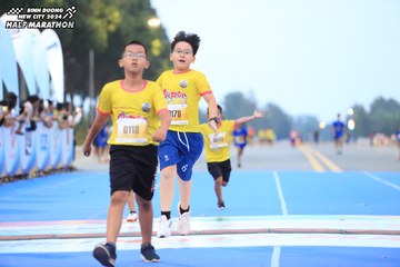 BINH DUONG NEW CITY HALF MARATHON 2024 - Ảnh #1727494