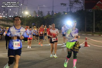 BINH DUONG NEW CITY HALF MARATHON 2024 - Ảnh #1741423