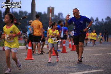 BINH DUONG NEW CITY HALF MARATHON 2024 - Ảnh #1728225