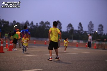 BINH DUONG NEW CITY HALF MARATHON 2024 - Ảnh #1728431