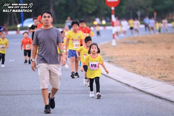 BINH DUONG NEW CITY HALF MARATHON 2024 - Ảnh #1726986