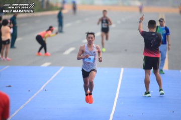 BINH DUONG NEW CITY HALF MARATHON 2024 - Ảnh #1738900